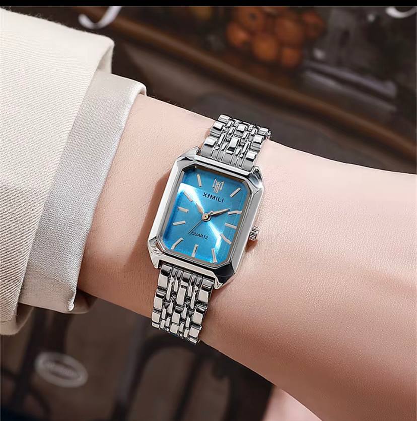 RELOJ De pulsera elegante y versátil